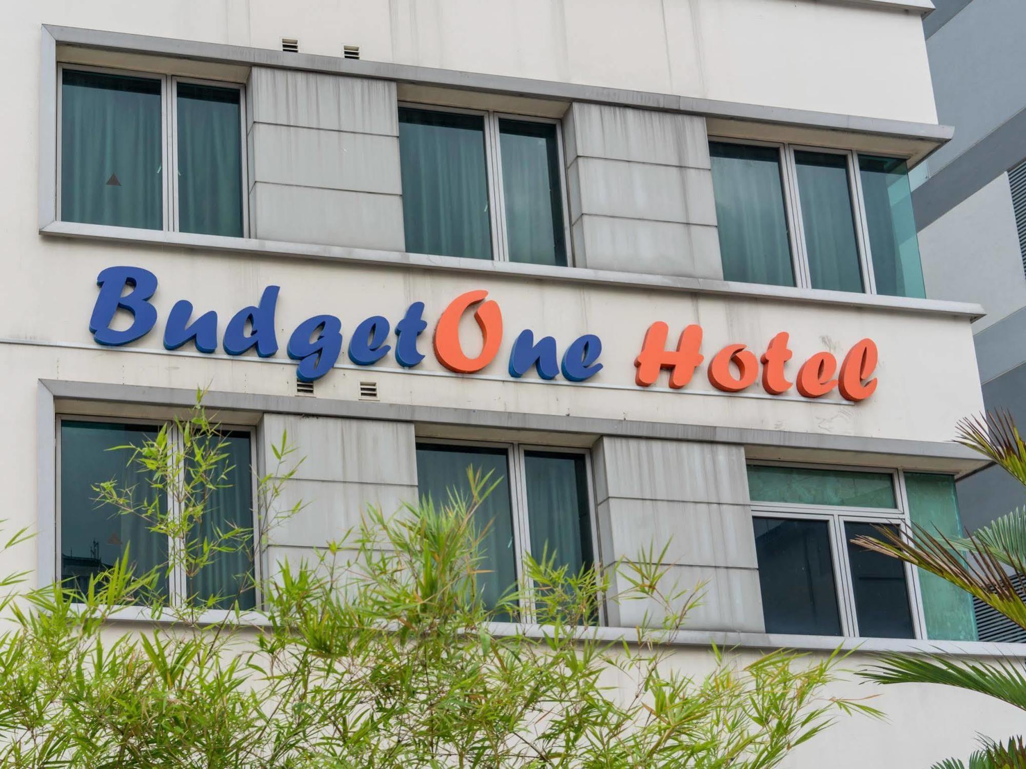 Oyo 102 Budget One Hotel Сингапур Экстерьер фото